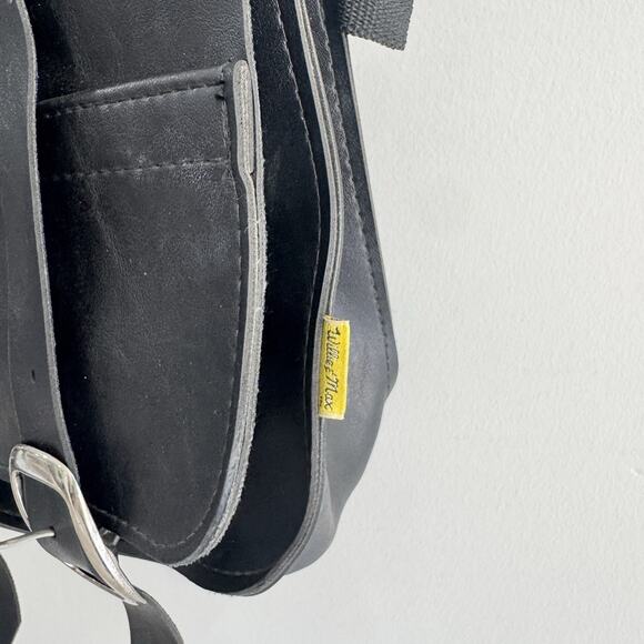 Willie and Max Black Leather Saddlebag Motorcycle CP - Picture 6 of 6